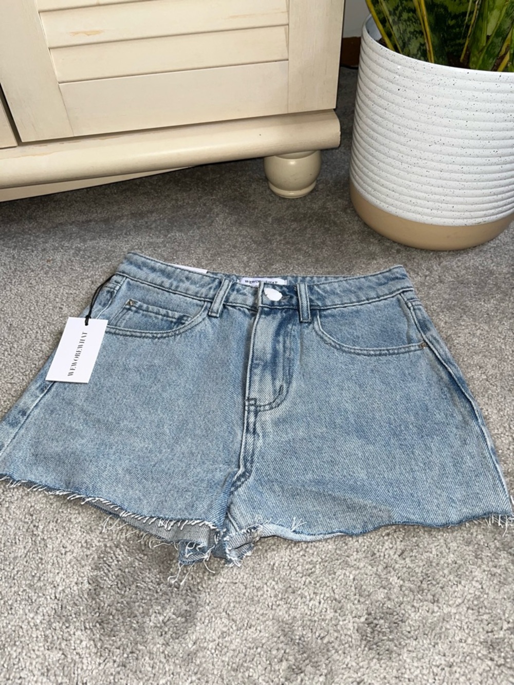NWT WeWoreWhat Denim Jean Short 24